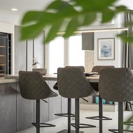 Casa Leon, Exceptional 6 Bed Willa