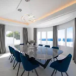 Casa Leon, Exceptional 6 Bed فيلة *