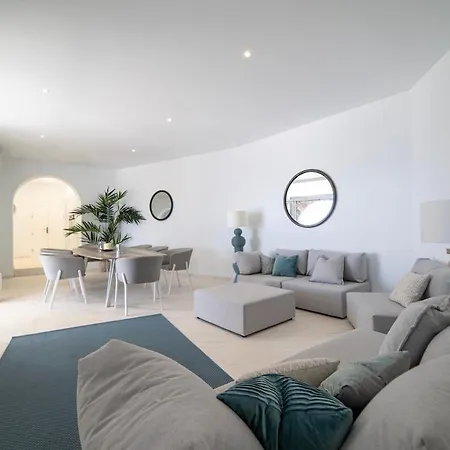 Casa Leon, Exceptional 6 Bed