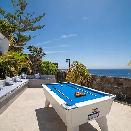 Casa Leon, Exceptional 6 Bed Puerto del Carmen (Lanzarote)