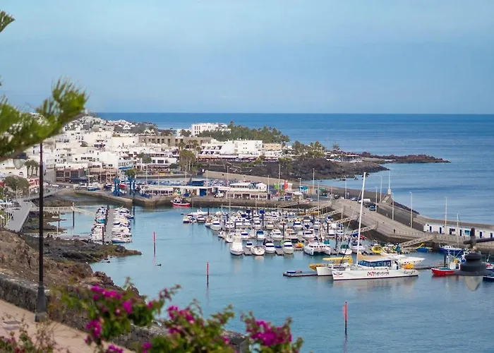 Casa Leon, Exceptional 6 Bed * Puerto del Carmen (Lanzarote)