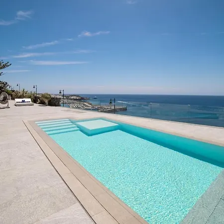 Casa Leon, Exceptional 6 Bed فيلة بويرتو ذيل كارمين