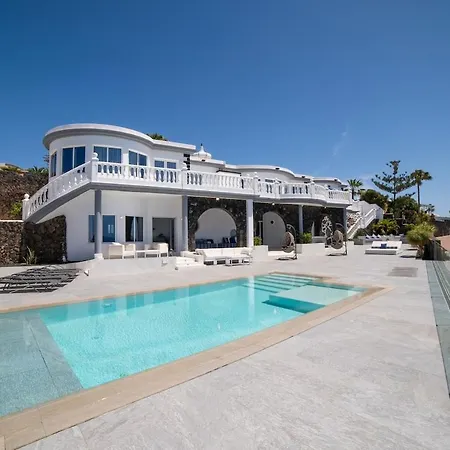 Casa Leon, Exceptional 6 Bed فيلة *